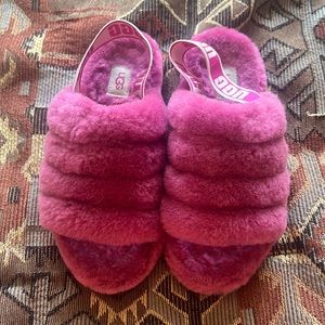 Ugg slippers in hot pink